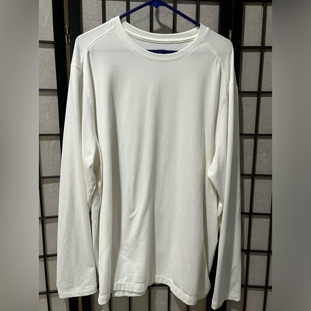 REI White Active Performance Tee with Black Logo TAG, SIZE XXL